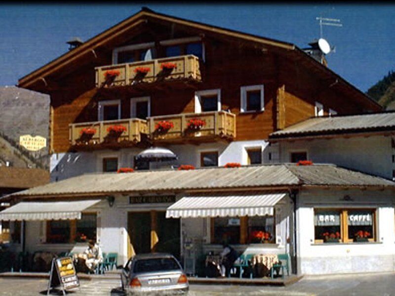 Albergo Caravasc Livigno Exterior photo